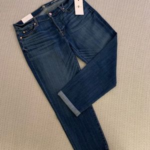 **BRAND NEW NEVER WORN** 7 For All Mankind Jeans